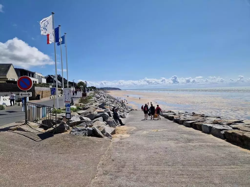 Saint-Pair-Sur-Mer Webcam