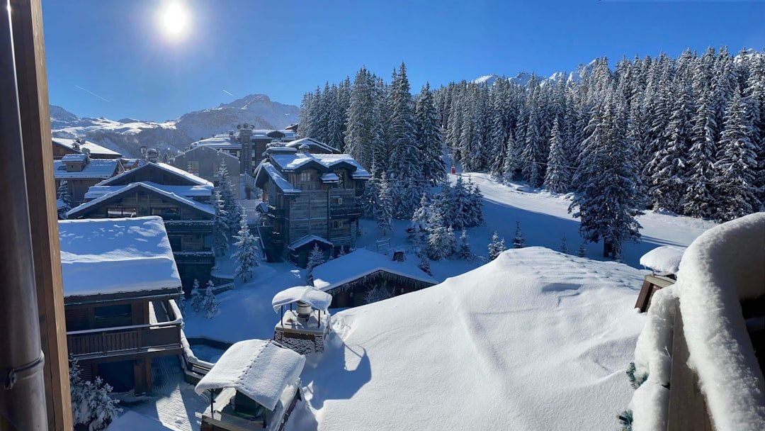 webcam courchevel - conditions et enneigement du domaine